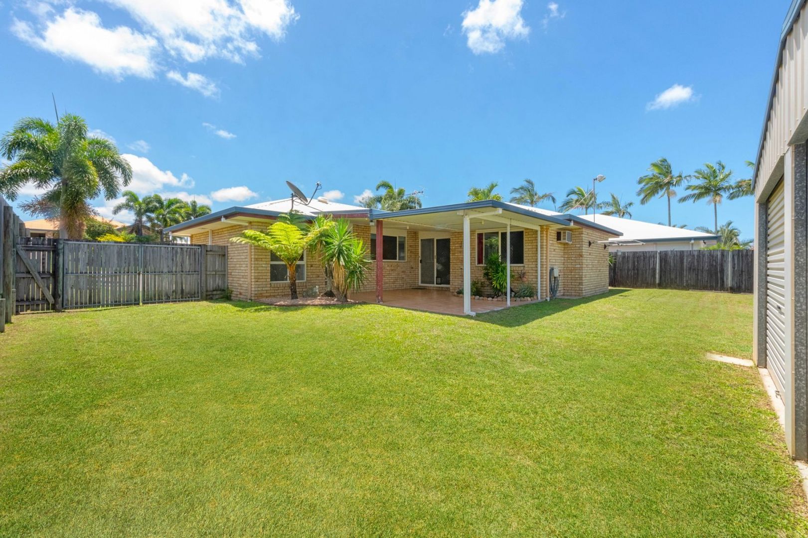 8 Avalon Drive, Rural View QLD 4740, Image 1