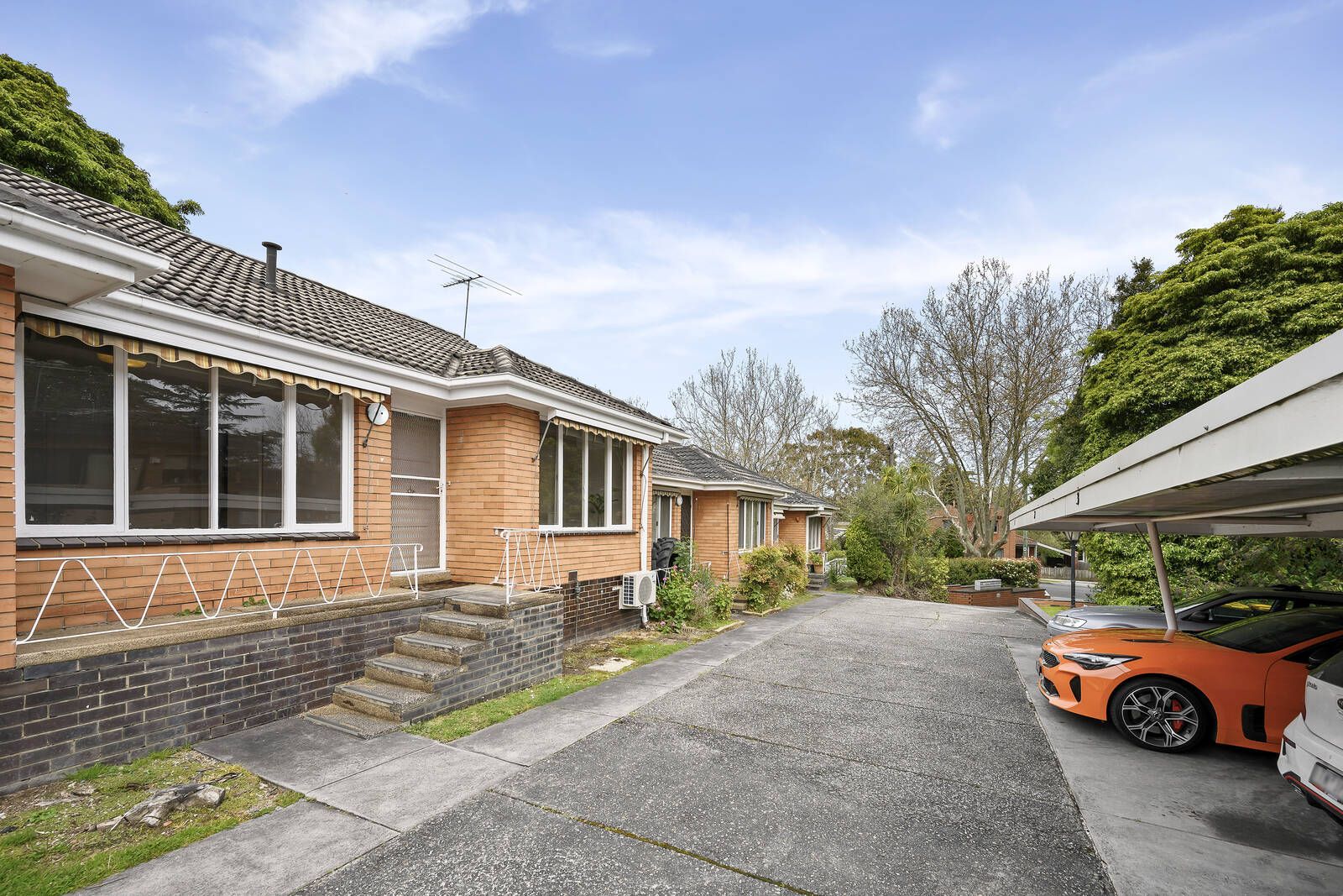 2 bedrooms Apartment / Unit / Flat in 3/27 Albion Road BOX HILL VIC, 3128