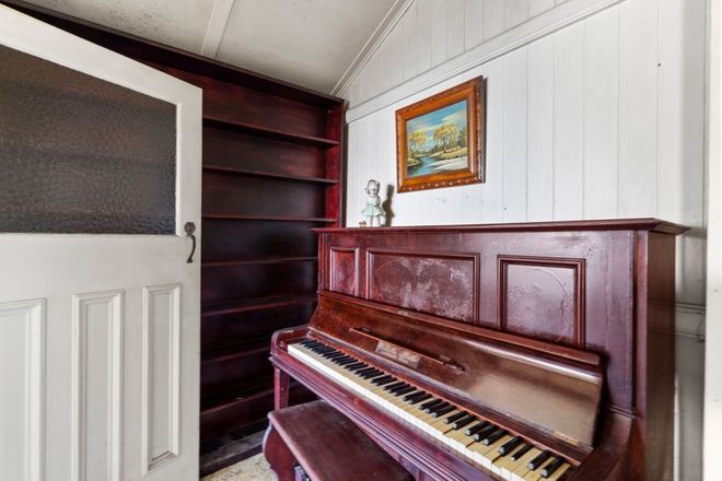 95 South Station Road Silkstone 4304 - Image 5