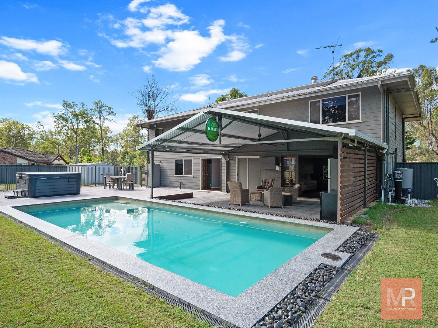4 bedrooms House in 22 Teamster Court FLAGSTONE QLD, 4280