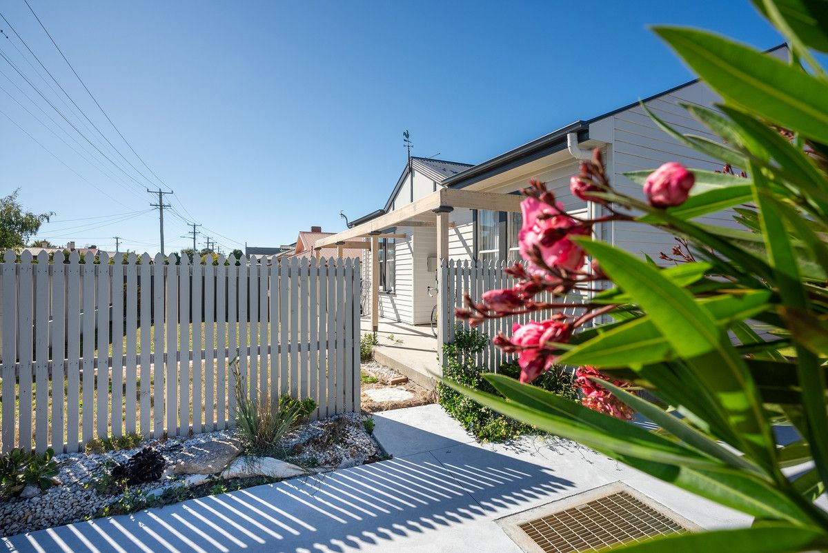 1/113 Steele Street, Devonport TAS 7310, Image 1