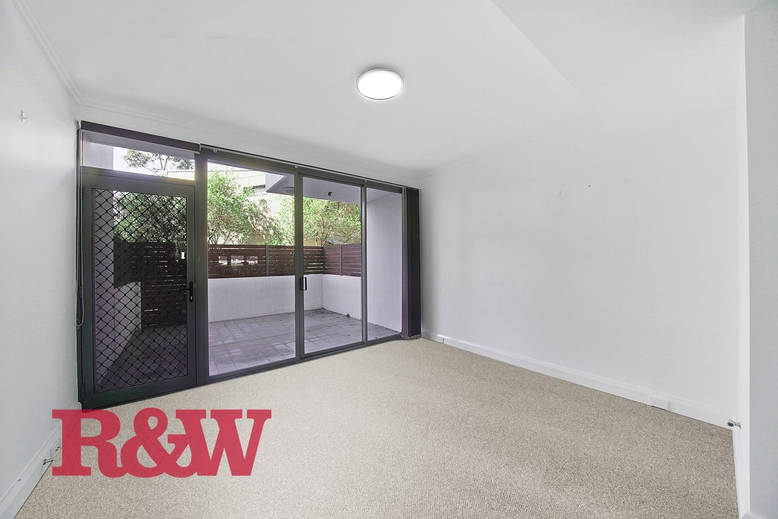 4F/541 Pembroke Road, Leumeah NSW 2560, Image 2