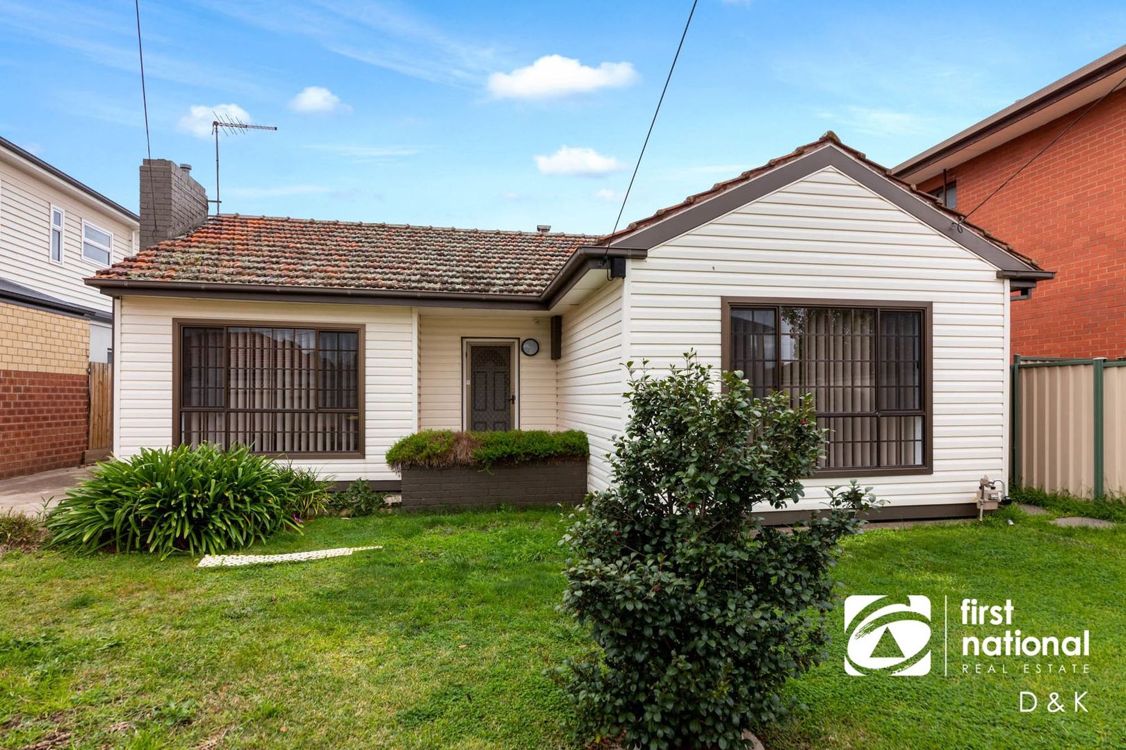 2 bedrooms House in 10 Balcombe Street SUNSHINE NORTH VIC, 3020