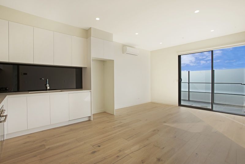 2 bedrooms Apartment / Unit / Flat in 302/25 Truganini Rd CARNEGIE VIC, 3163