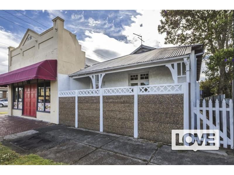 3 bedrooms House in 169 Beaumont Street HAMILTON NSW, 2303