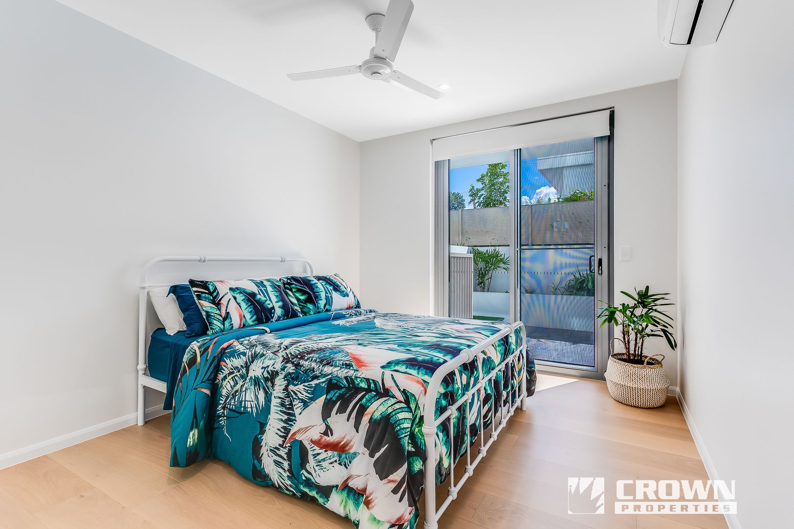 106/59 Marine Parade, Redcliffe QLD 4020, Image 2