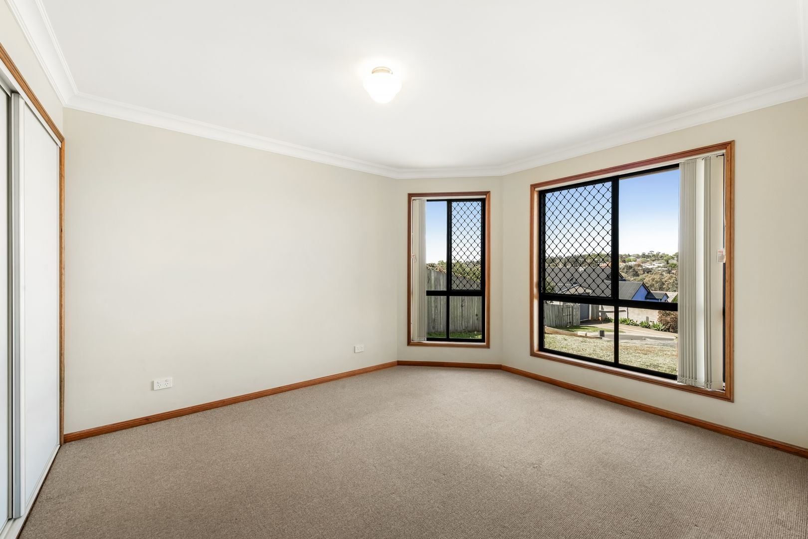 1&2/9 Mason Court, Kearneys Spring QLD 4350, Image 1