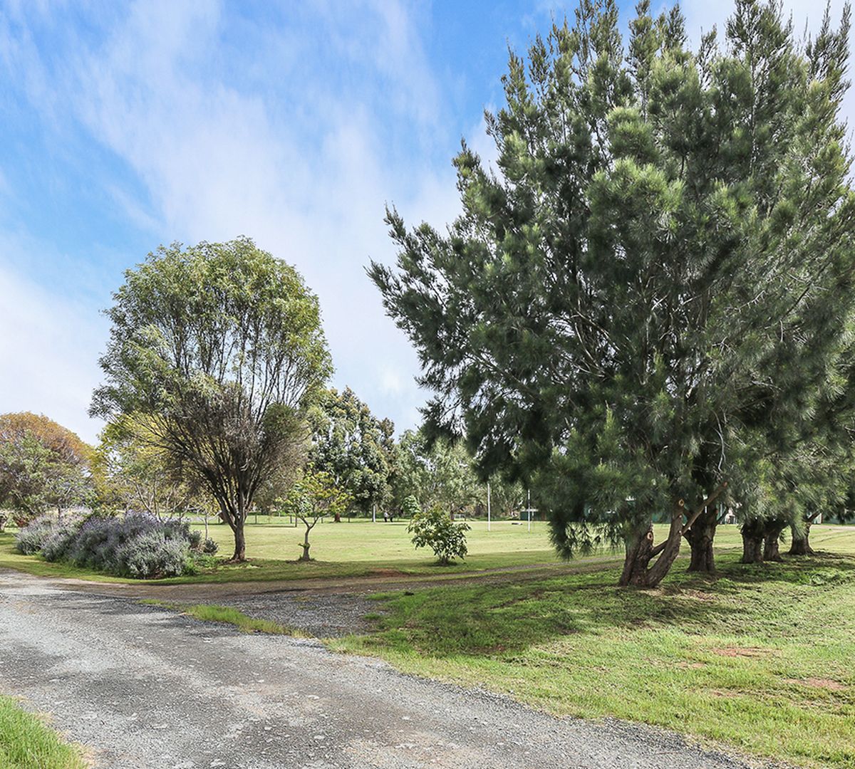 5 Carlisle Court, Middle Swan WA 6056 Sold 21 May 2021