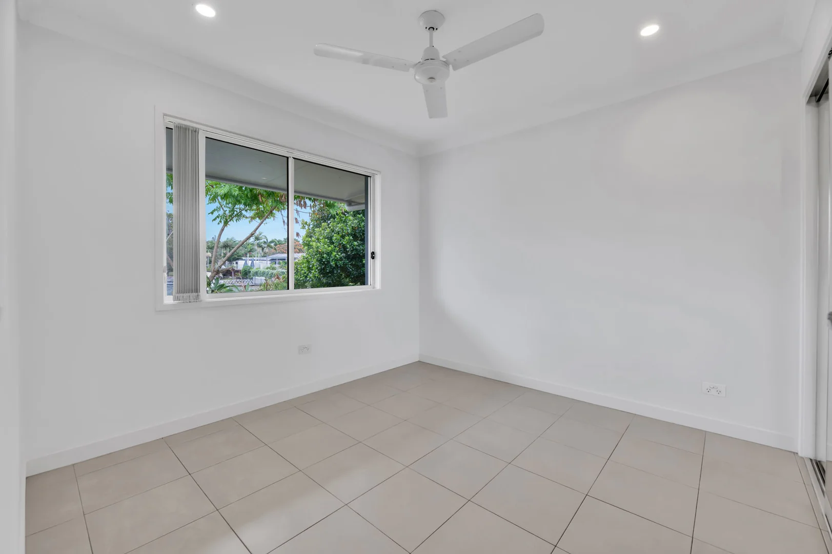 Additional image 13 of 28 Bermuda St, Broadbeach Waters QLD 4218