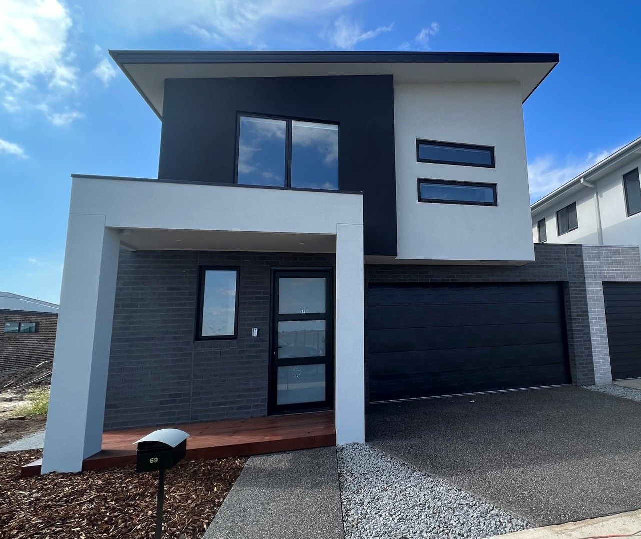 5 bedrooms House in 69 Maradona Boulevard DEANSIDE VIC, 3336
