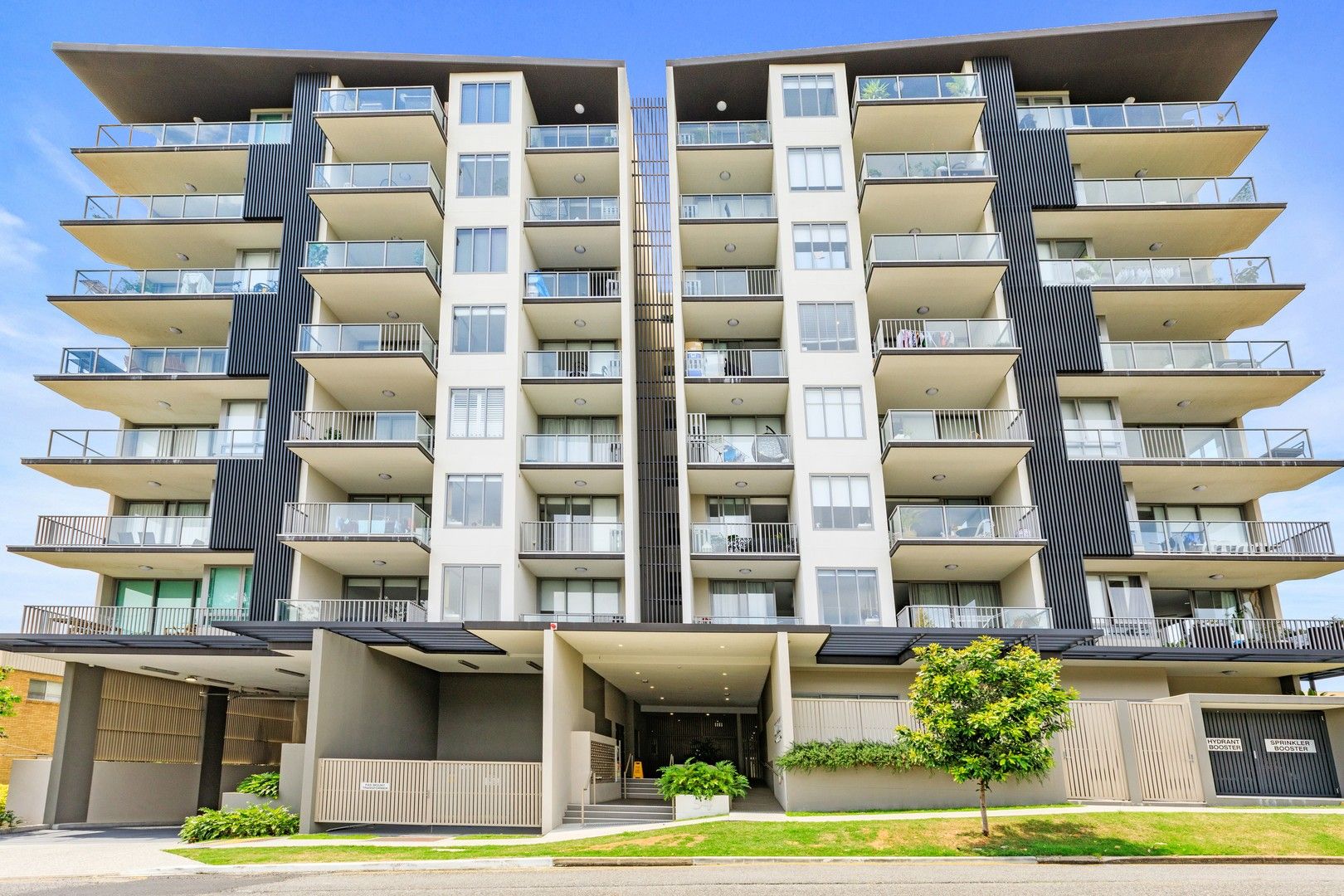 1 bedrooms Apartment / Unit / Flat in 511/48 - 54 Lincoln Street GREENSLOPES QLD, 4120