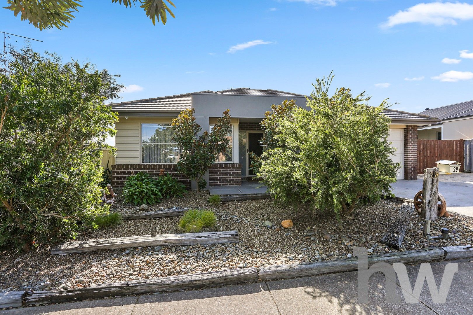 4 bedrooms House in 29 Hillclimb Drive LEOPOLD VIC, 3224