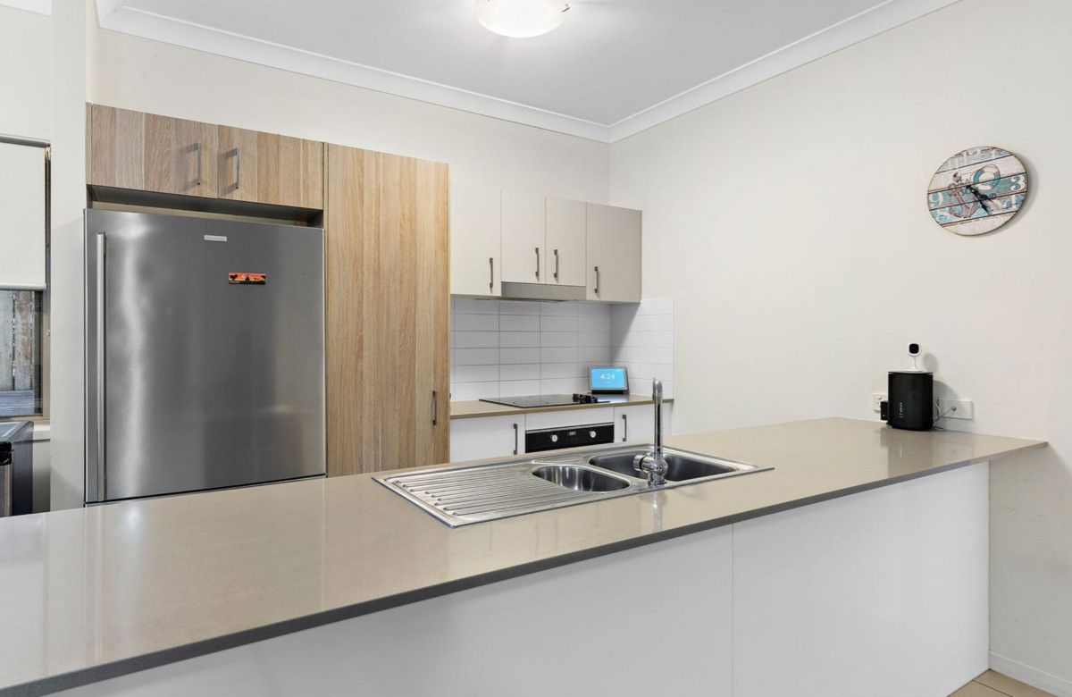 4/17 Greensboro Place, Little Mountain QLD 4551, Image 2