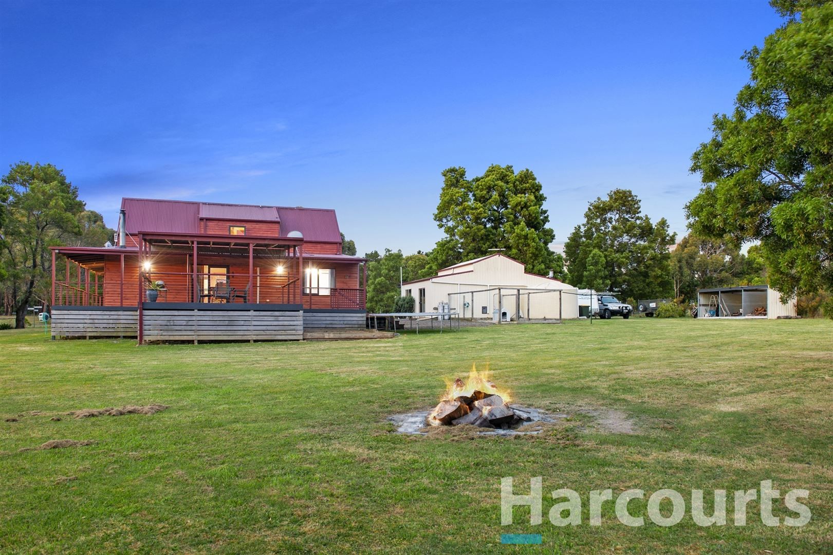 37 Briardale Avenue, Enfield VIC 3352, Image 2