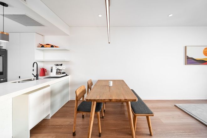 1007/62 Logan Road Woolloongabba 4102 - Image 5