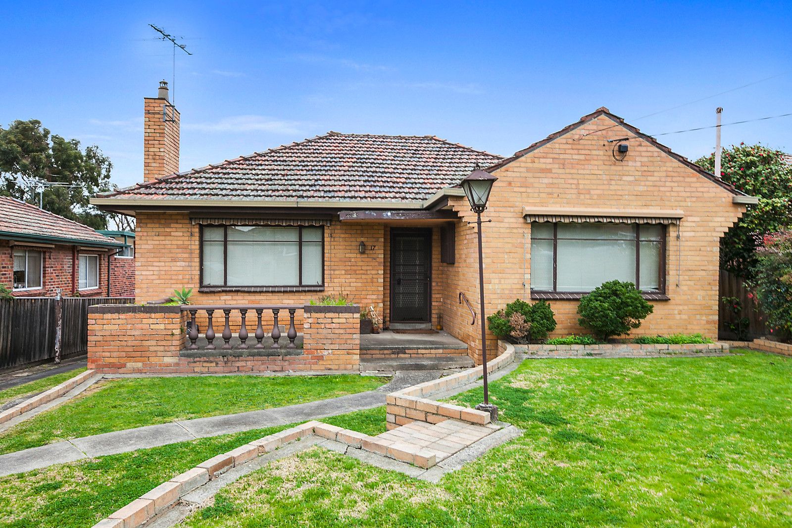 17 Houston Avenue, Strathmore VIC 3041, Image 2