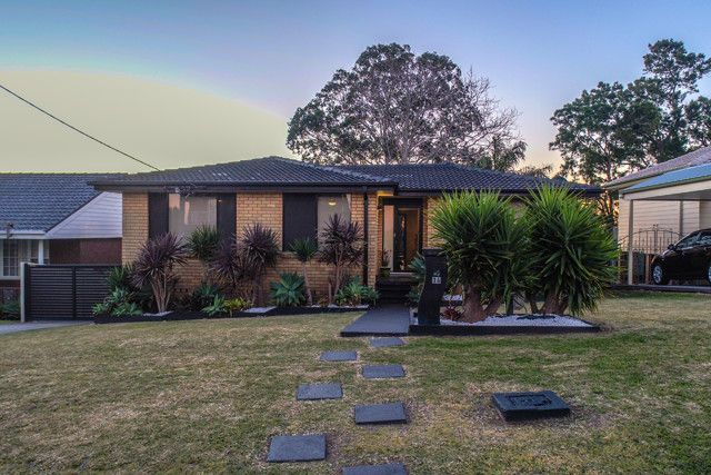 14 Newbold Road, Macquarie Hills NSW 2285