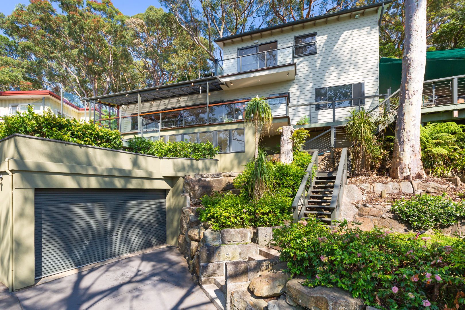 11 Tenth Avenue, Oyster Bay Property History & Address Research Domain