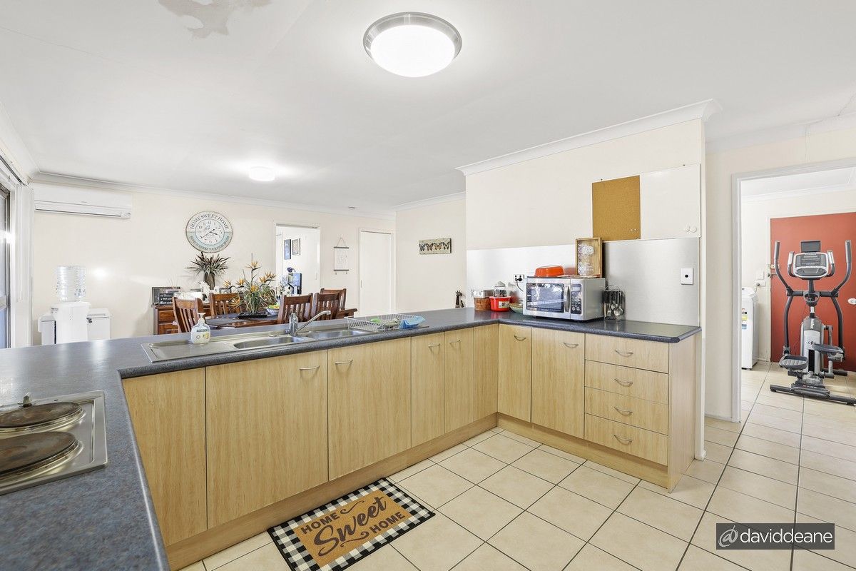 26 Coorabin Street, Strathpine QLD 4500, Image 2