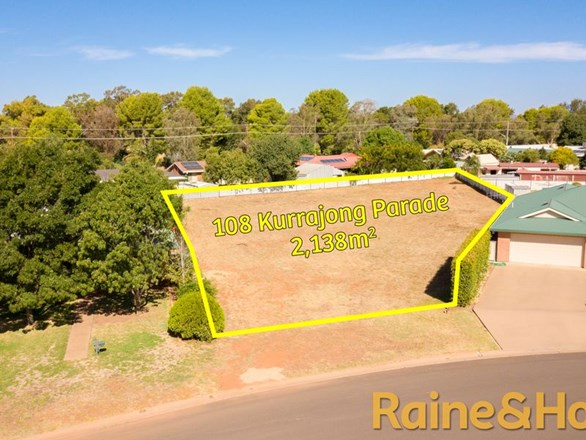 108 Kurrajong Parade, Narromine NSW 2821