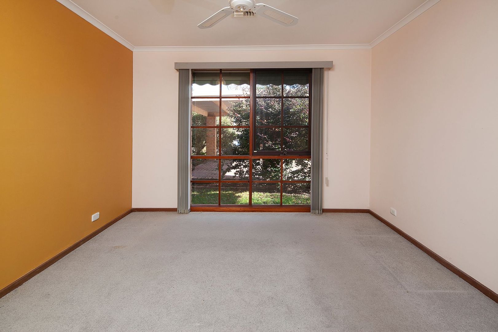 24 Tolhurst Avenue, Boronia VIC 3155, Image 2