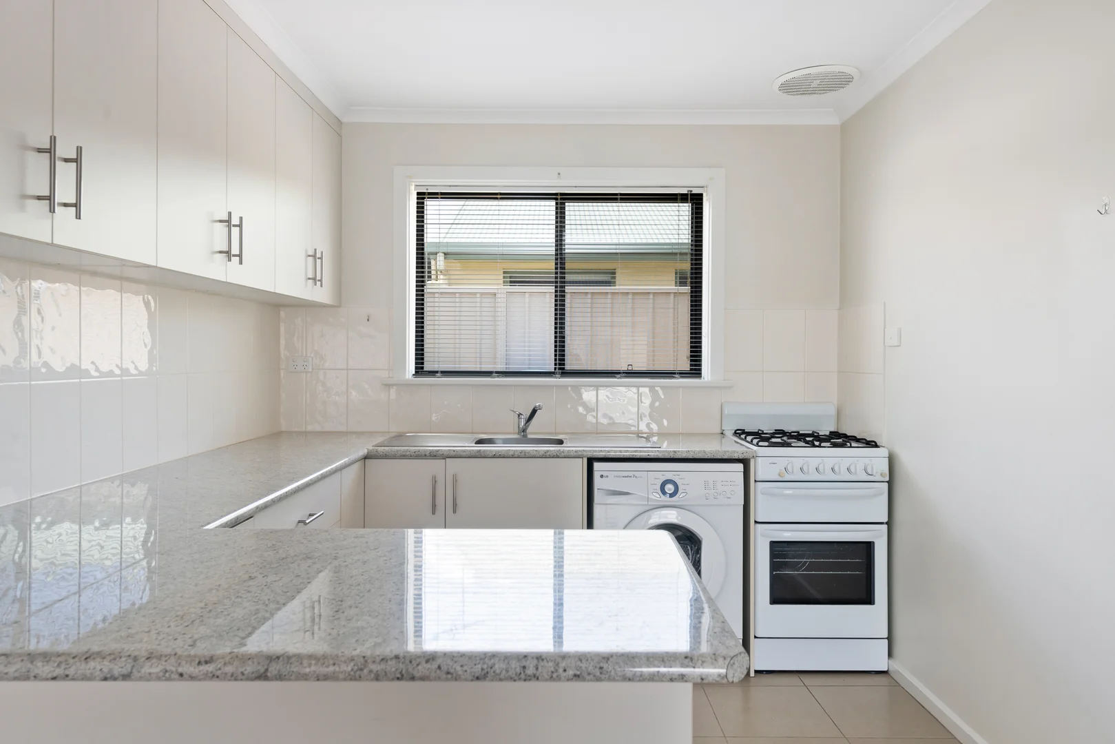 Additional image 8 of 18/184 Jubilee Highway, Mount Gambier SA 5290