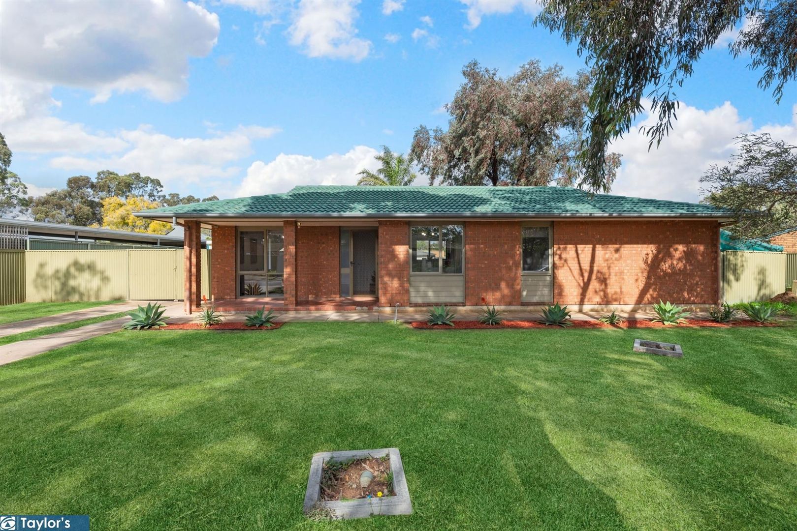 2 McBryde Court, Para Hills West SA 5096, Image 1