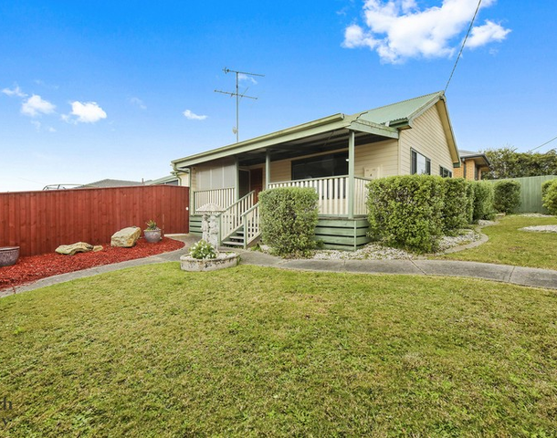 4 Paisley Street, Newborough VIC 3825