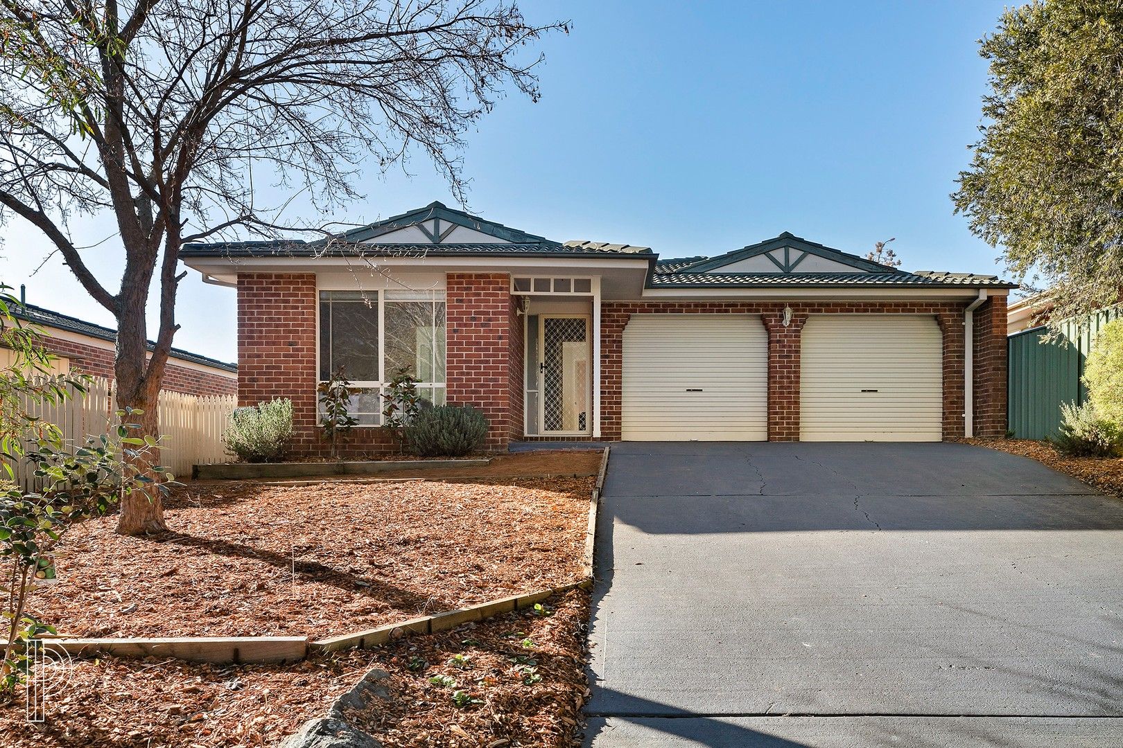 3 bedrooms House in 10 Maynard Street NGUNNAWAL ACT, 2913