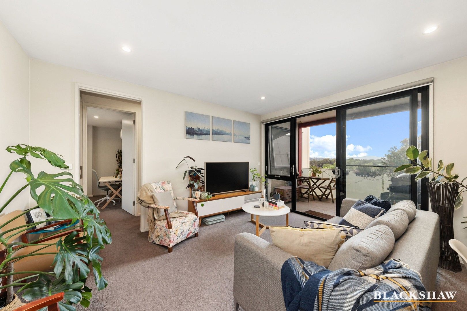 2 bedrooms Apartment / Unit / Flat in 35/77 Leichhardt Street KINGSTON ACT, 2604