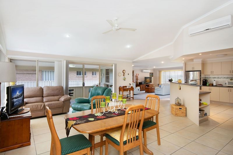 27 Gumnut Road, Yamba NSW 2464, Image 2