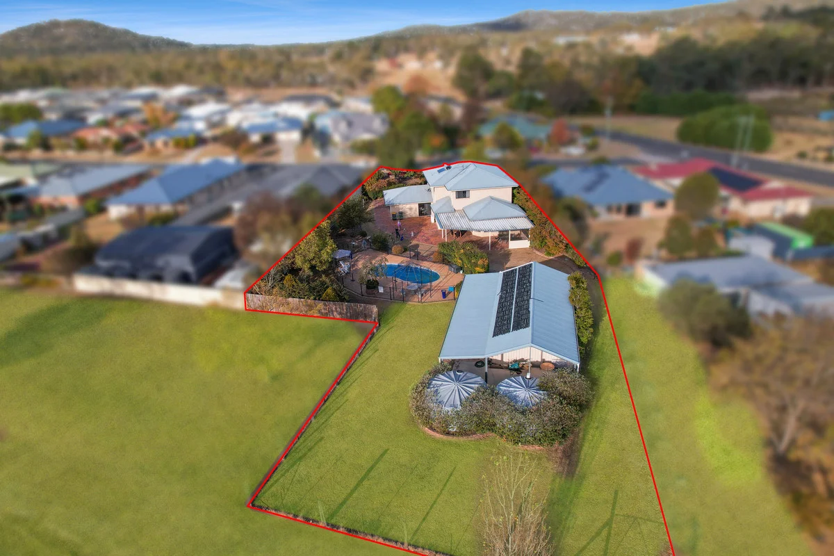 Additional image 35 of 24 Fairway Crescent, Stanthorpe QLD 4380