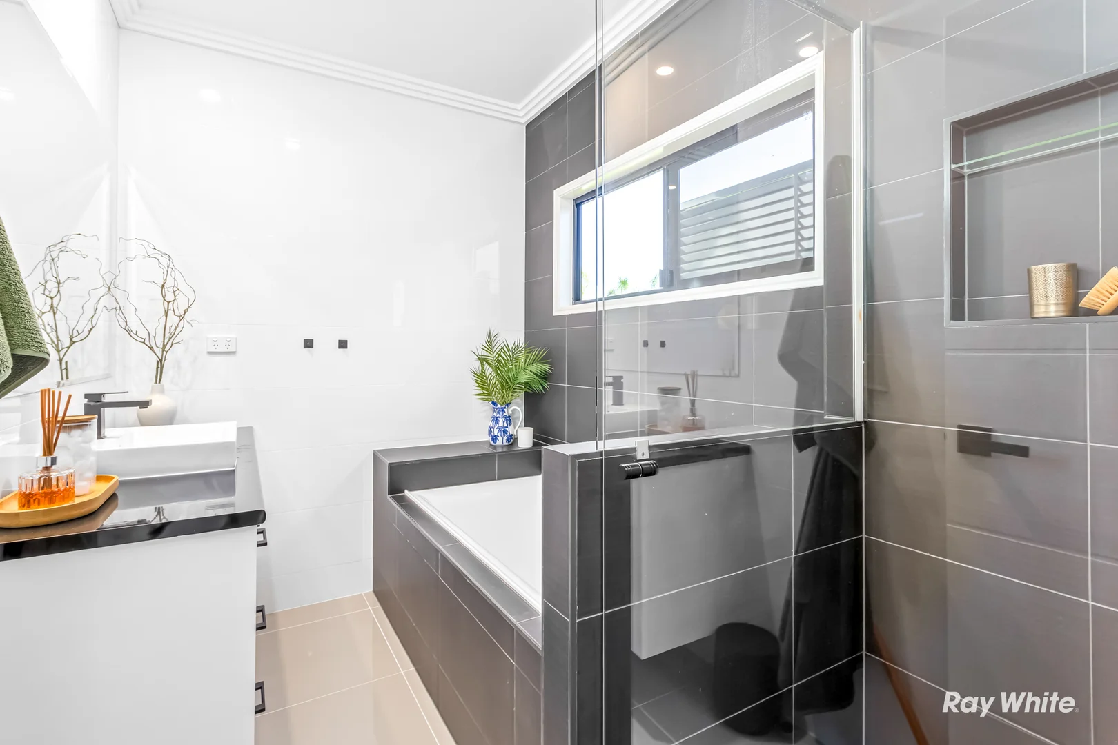 Additional image 23 of 27 Shannons Drive, Lammermoor QLD 4703