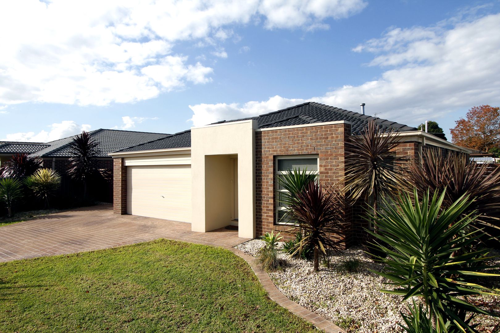 4 Dryden Place, Sale Property History & Address Research Domain