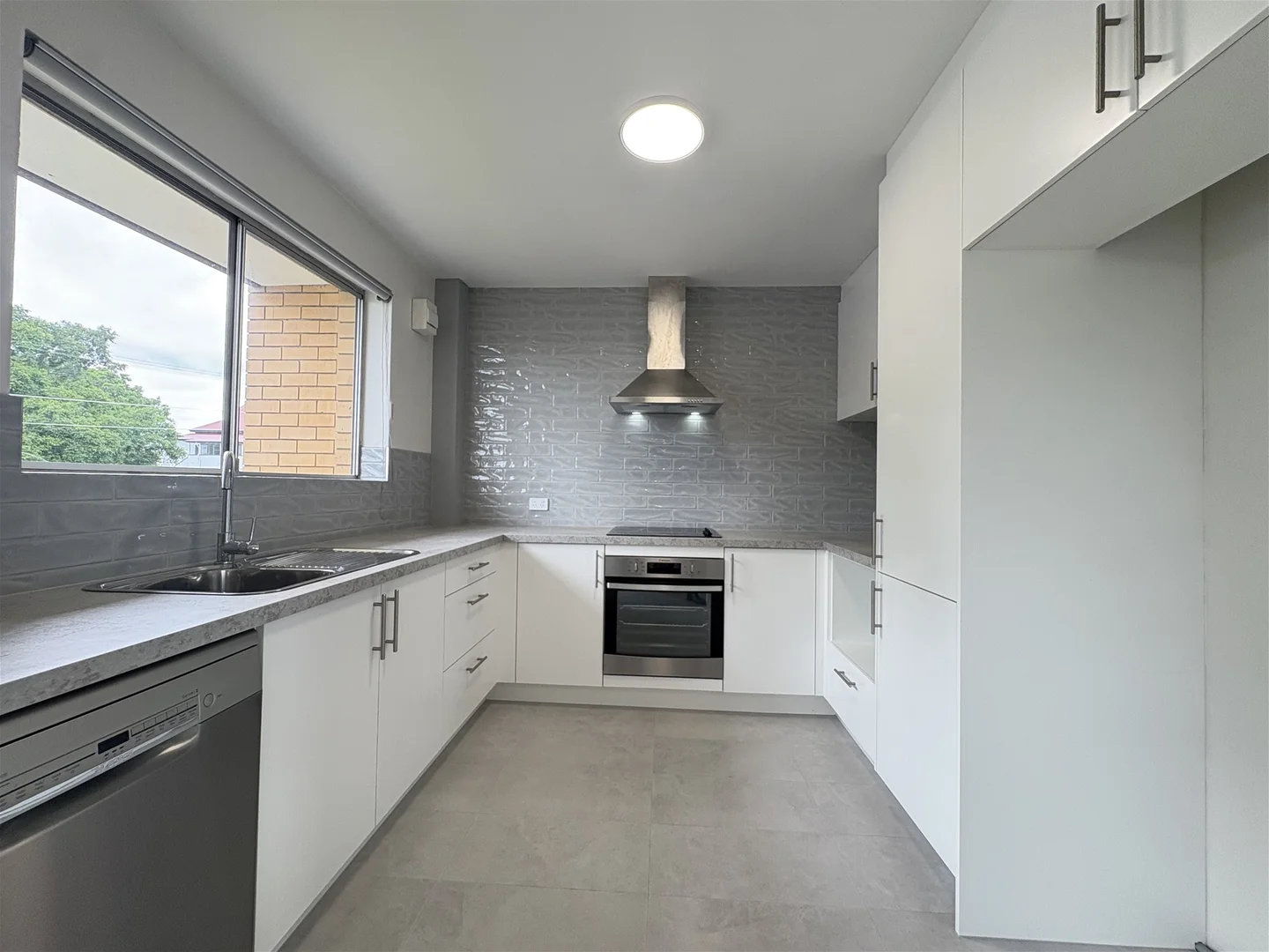 Additional image 3 of 1/197 Cavendish Road, Coorparoo QLD 4151