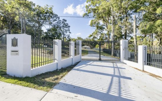 4 bedrooms House in 558 Priestdale Rd ROCHEDALE QLD, 4123