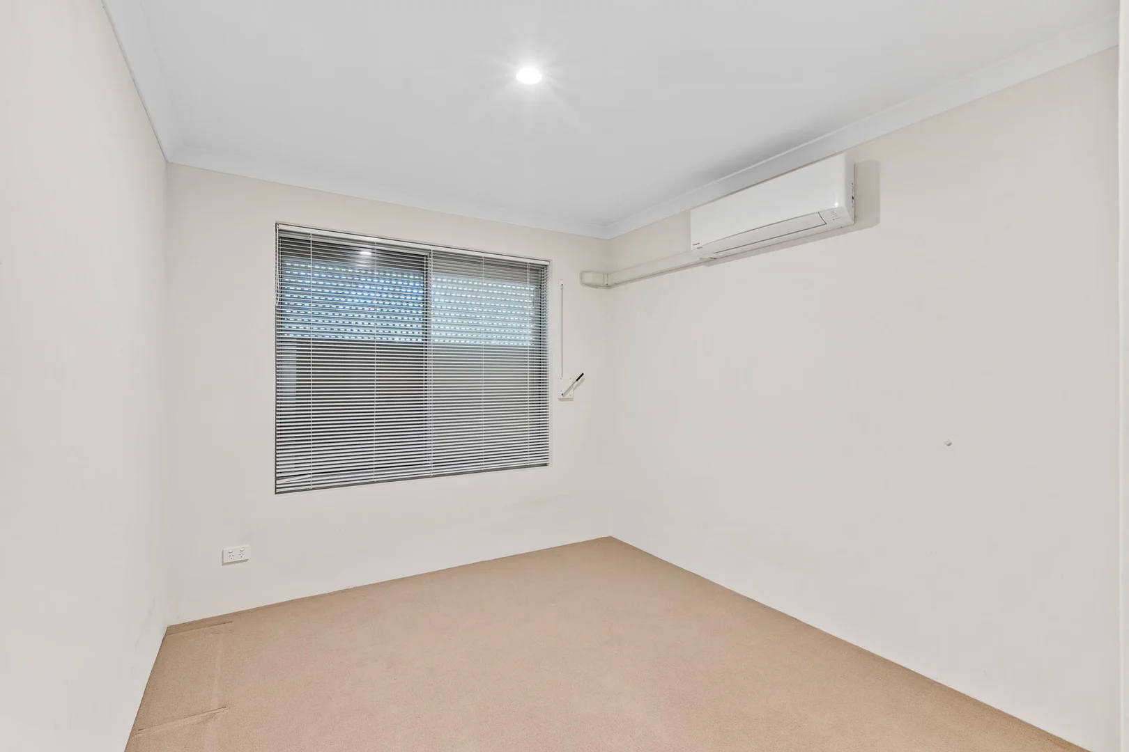 Additional image 14 of 8/160 Williamson Avenue, Cloverdale WA 6105