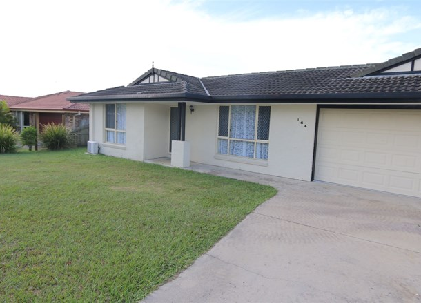 164 Bestmann Road East, Sandstone Point QLD 4511