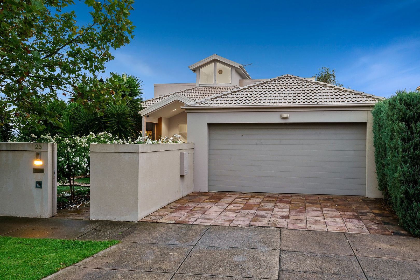 23 Oakley Drive, Avondale Heights VIC 3034 Domain