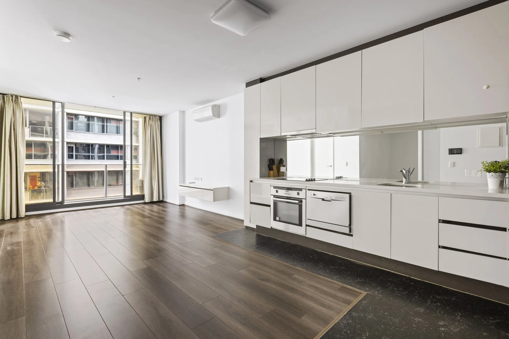 1401/639 Lonsdale Street, Melbourne VIC 3000