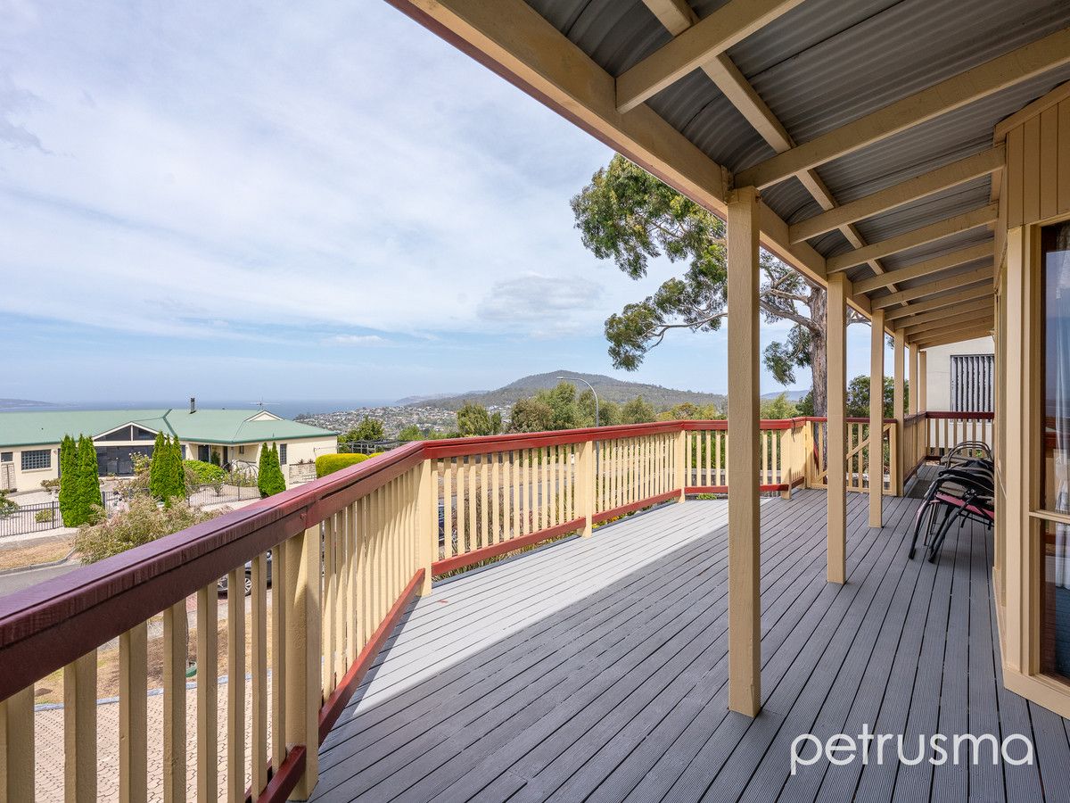 72 Diamond Drive, Blackmans Bay TAS 7052, Image 2