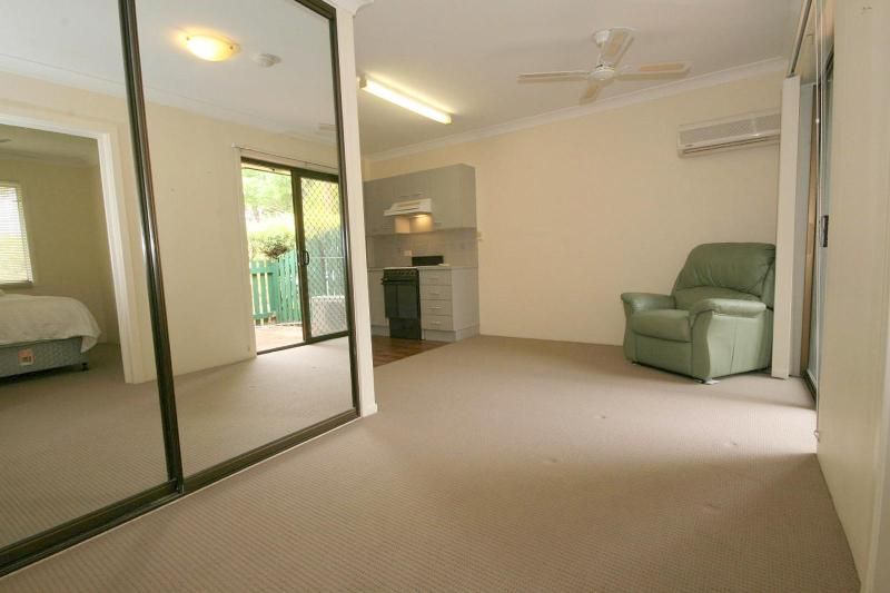 29/40 Carmichael Ct, Wynnum West QLD 4178, Image 2