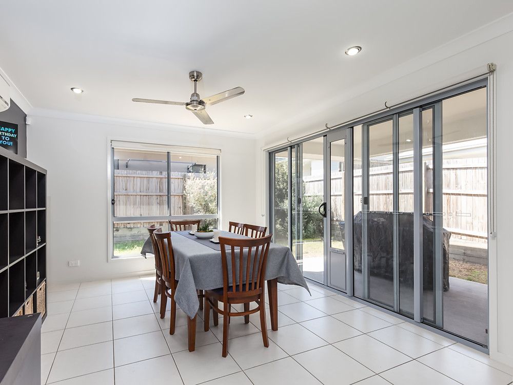 4 Tomaree Place, Waterford QLD 4133, Image 1