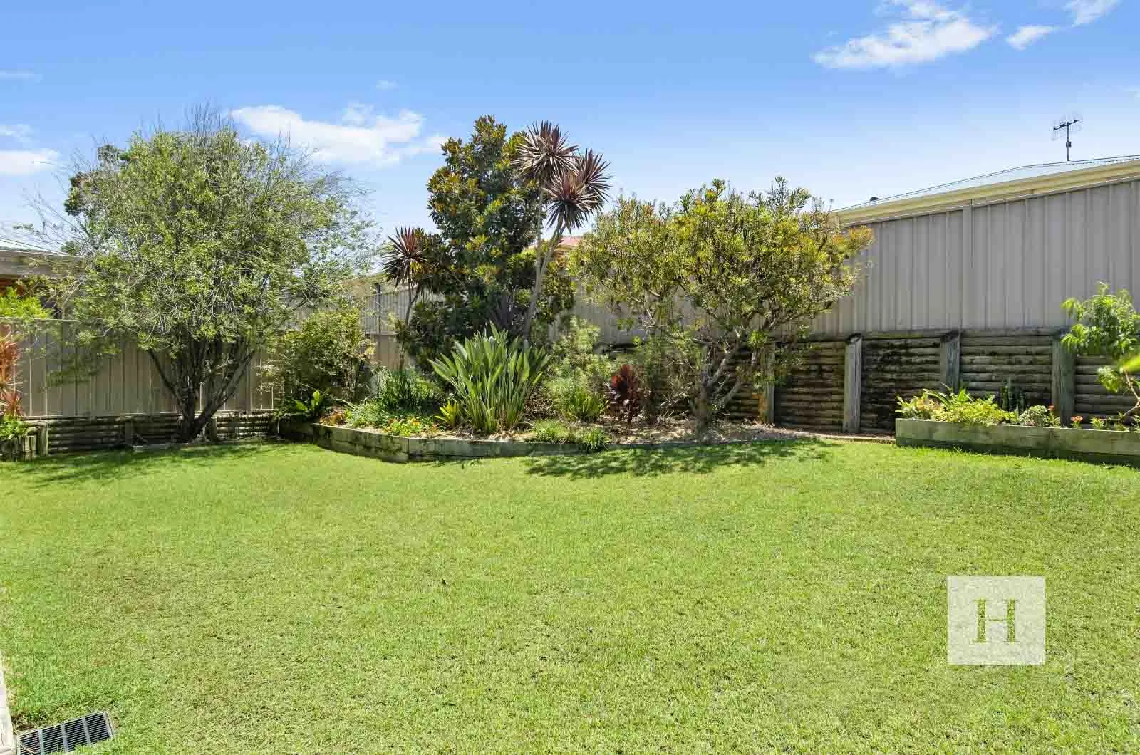 Additional image 10 of 8 Berkley Ct, Lake Munmorah NSW 2259