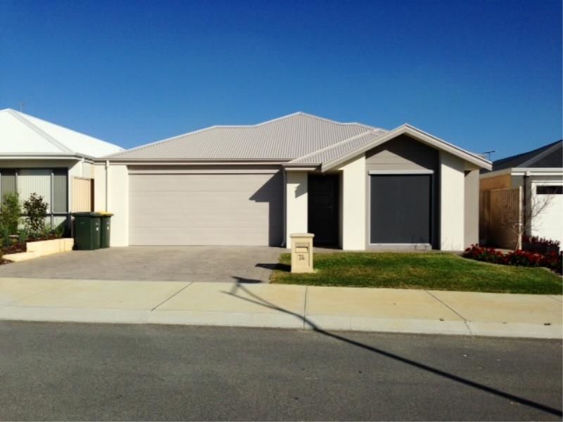 3 bedrooms House in 74 Liriope Parkway SINAGRA WA, 6065