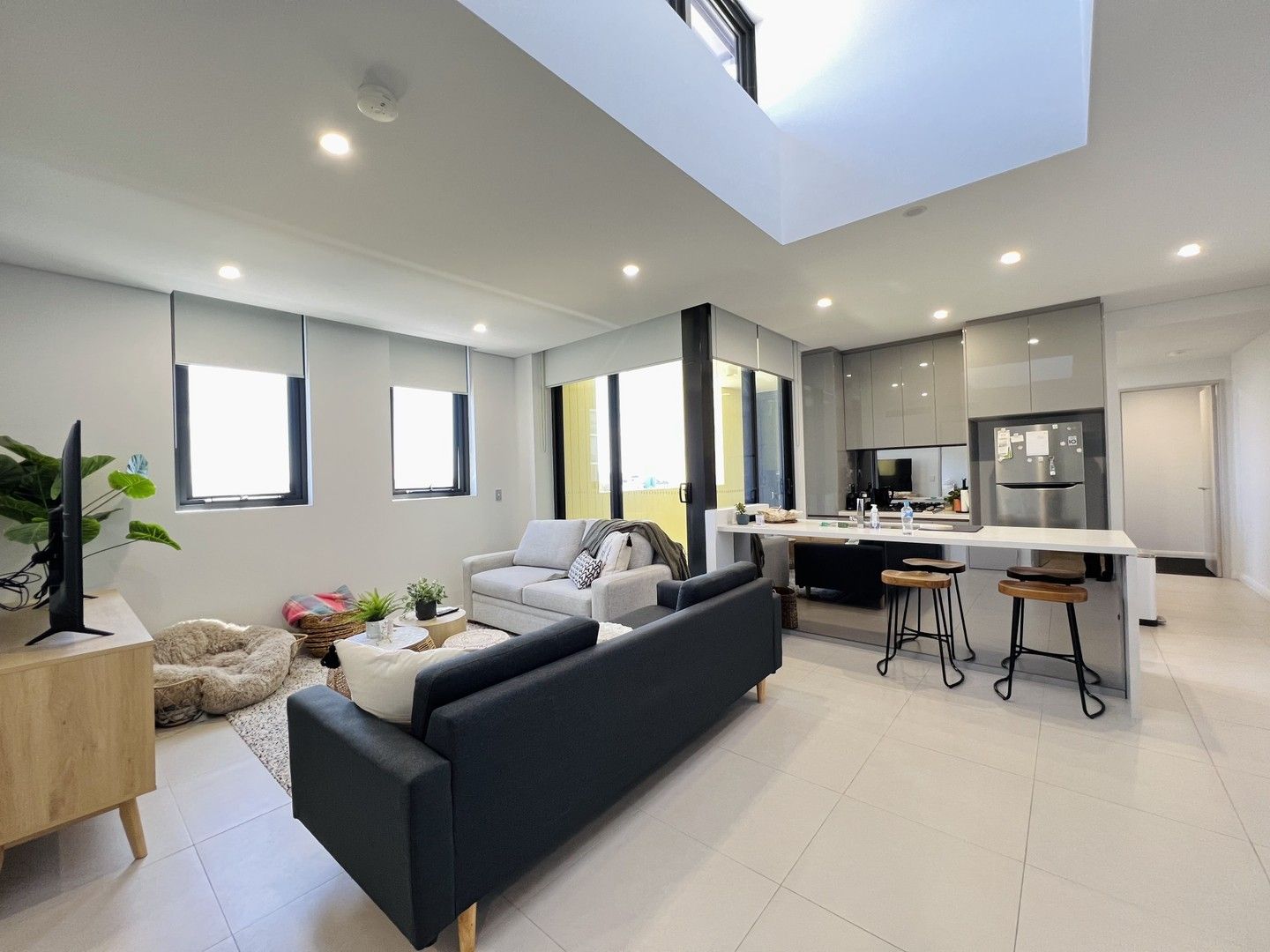 2 bedrooms Apartment / Unit / Flat in 623/35 Rothschild Avenue ROSEBERY NSW, 2018
