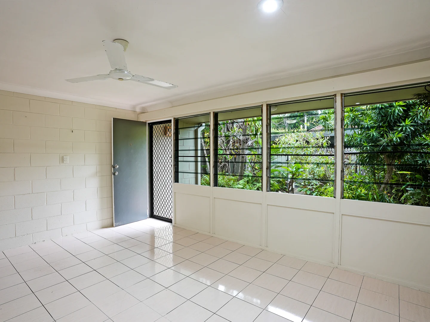 Additional image 4 of 7/114-116 Cook Street, North Ward QLD 4810