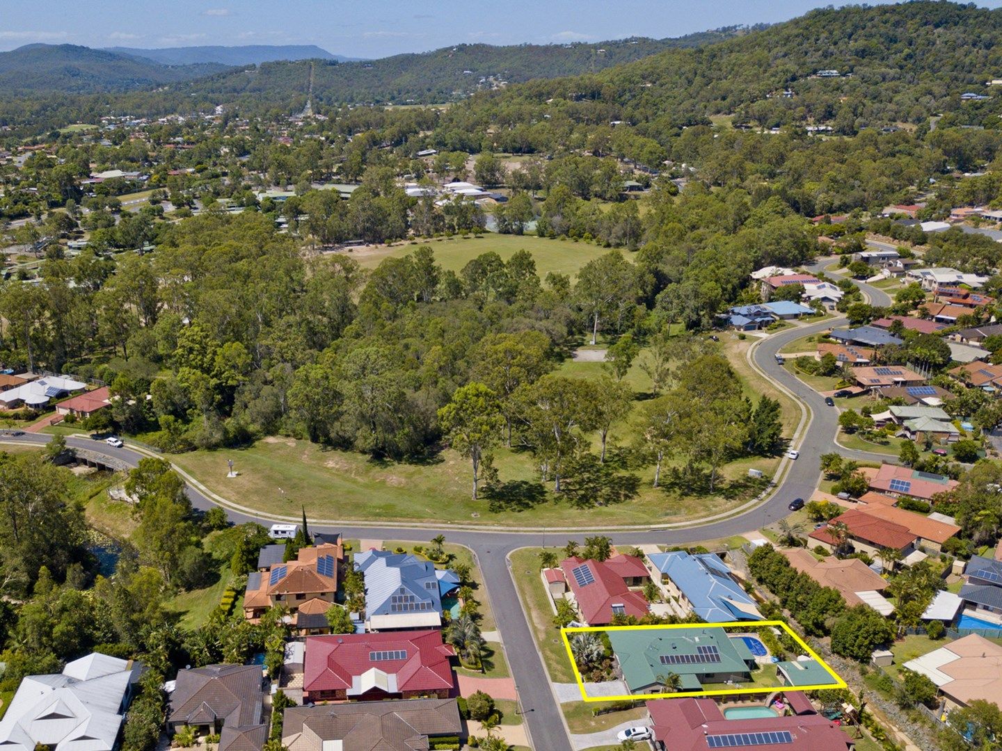 4 Lagovista Tce, Bahrs Scrub QLD 4207, Image 0