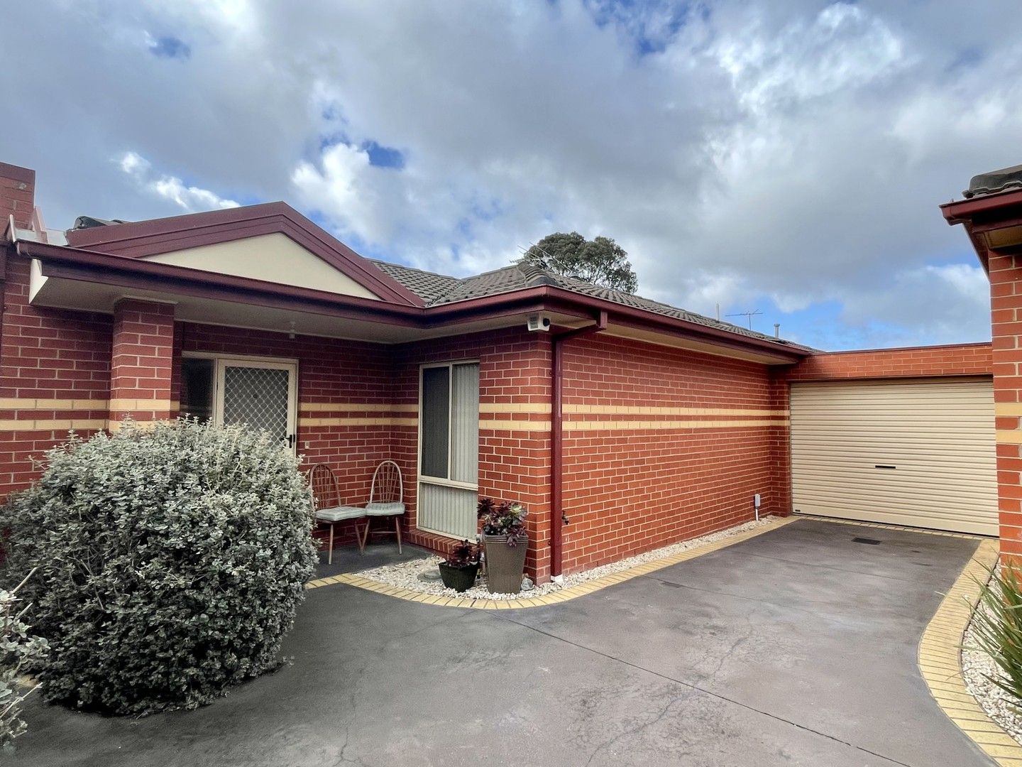 3 bedrooms Apartment / Unit / Flat in 6/15-17 Springs Road CLAYTON SOUTH VIC, 3169