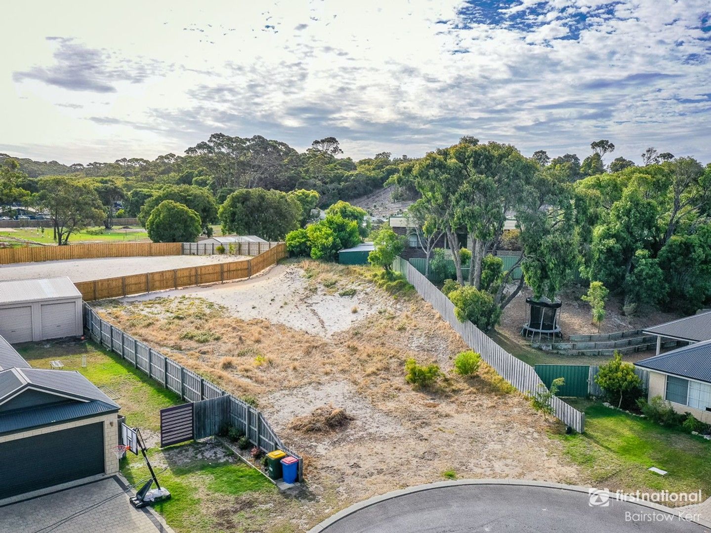 3 Finch Court, Little Grove WA 6330, Image 0